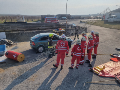 Notfallsanitäterlehrgang bei Feuerwehr Karlstetten